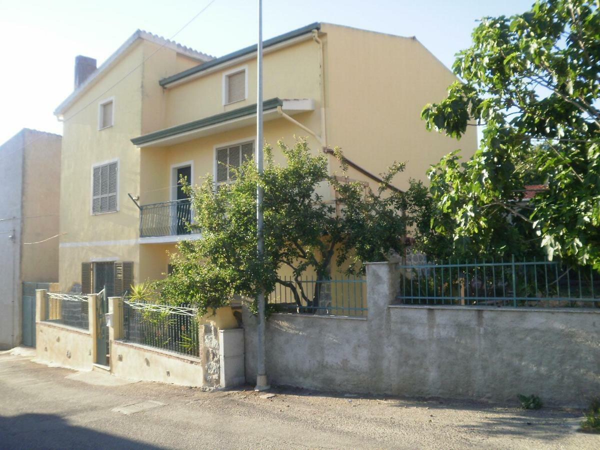 La Collina Dei Ciliegi Bed & Breakfast Sarule Exterior foto